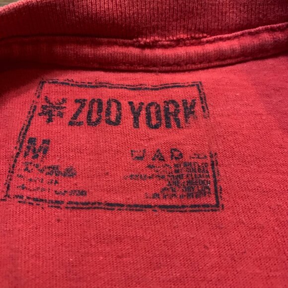 VTG Zoo York Unisex Y2K T-Shirt Red Black Graphics Sz M - Picture 4 of 10